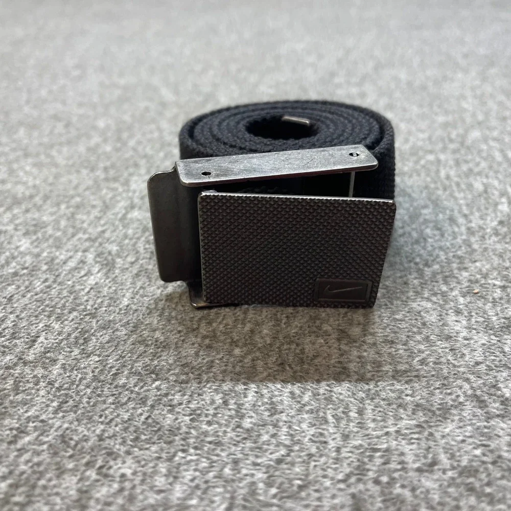 Nike Mens Webbed Golf Belt Black Gunmetal Buckle Bottle Opener 47 in.